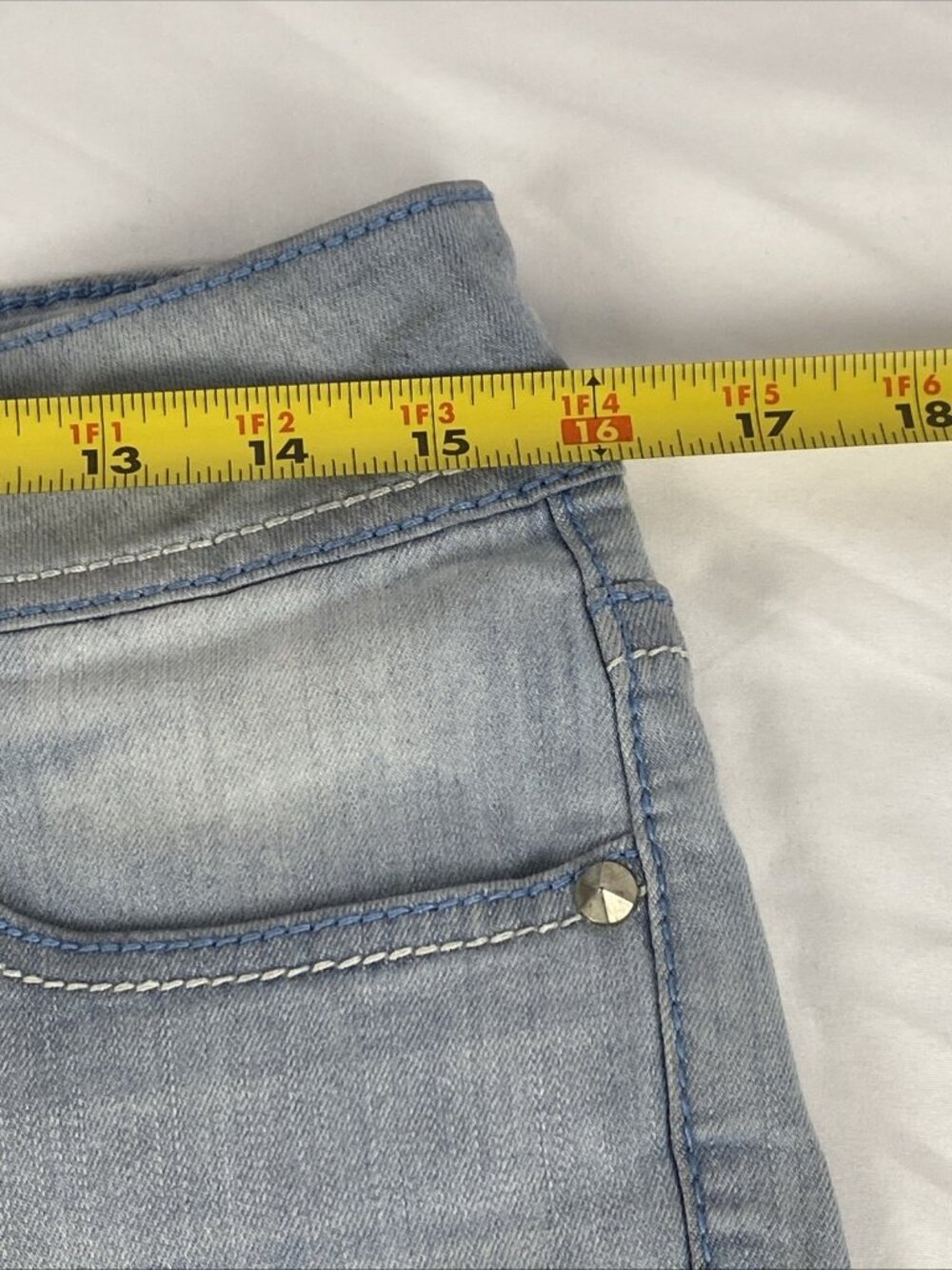 Hydraulic Bailey Grudge Low Rise Stretch Jean Shorts Womens / Jrs Size 11/12 - Picture 4 of 9